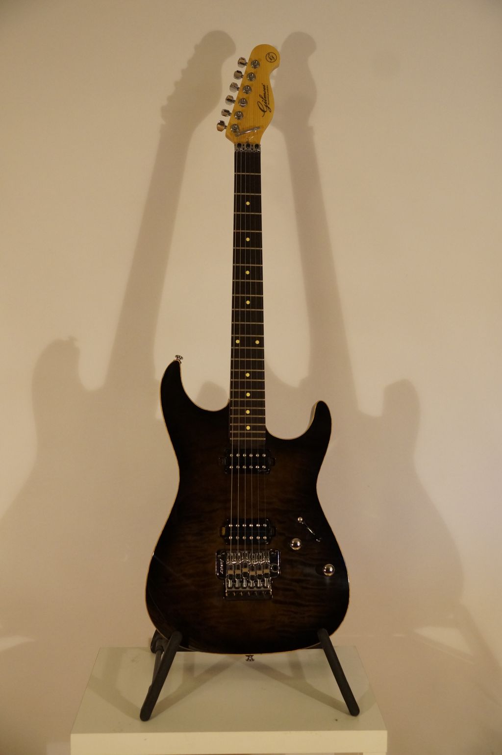 Gilmour Guitars New Standard Drop Top Transparent Black Special Edition